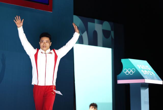 1723079160036020096.jpg 巴黎奥运会丨举重——男子61公斤级赛况XxjpseC010388_20240807_MVPFN0A001.jpg